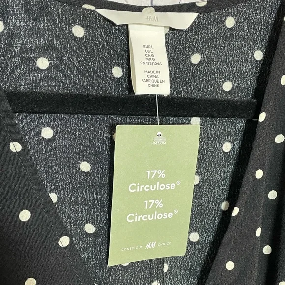 New H&M Black and White Polka Dot Puff Sleeve Crepe V Neck Dress Size L